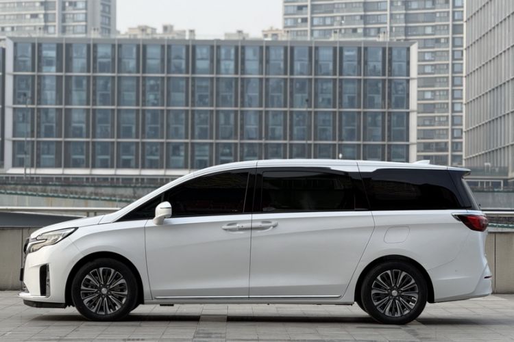 Used Buick GL8 2023 ES Lu Zun Luxury Model