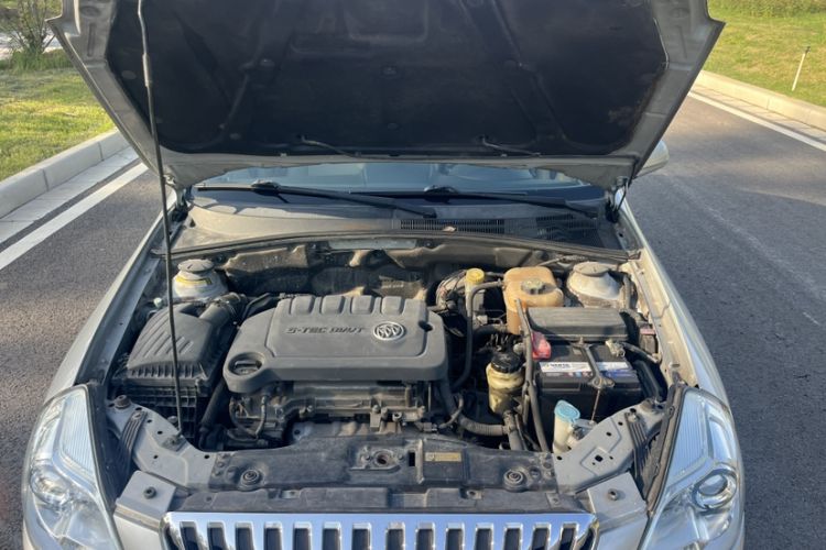 Used Buick Excelle 2013 1.5L Automatic Classic Model
