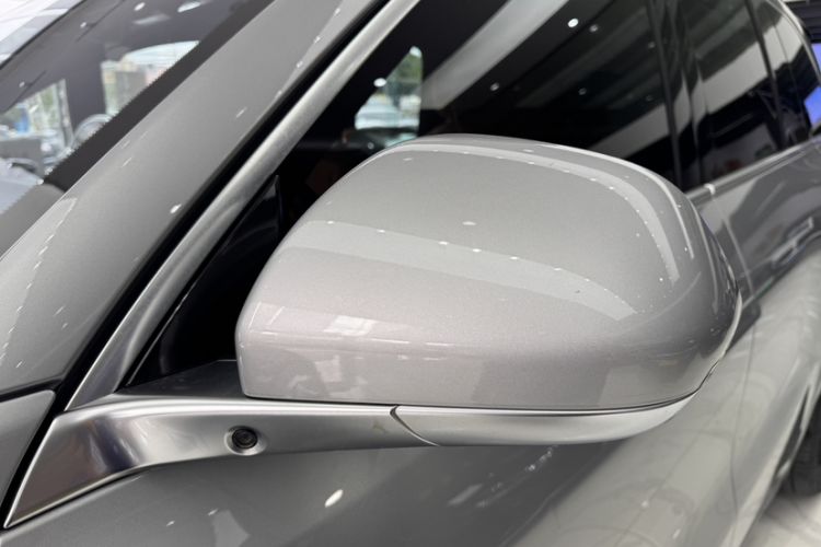 Used Li Auto L8 2023 Pro Model
