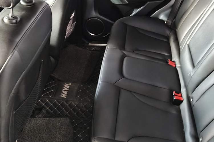 Used Haval H2 2015 1.5T Automatic Two-Wheel Drive Prestige Edition
