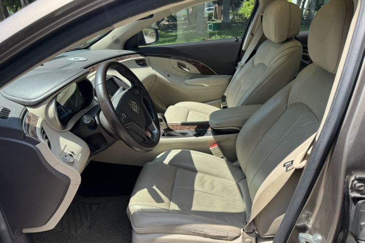 Used Buick LaCrosse 2013 2.4L SIDI Leading Comfort Version
