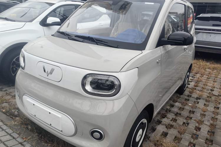 Used Wuling Hongguang MINIEV 2024 3rd Generation 215km Youth Edition
