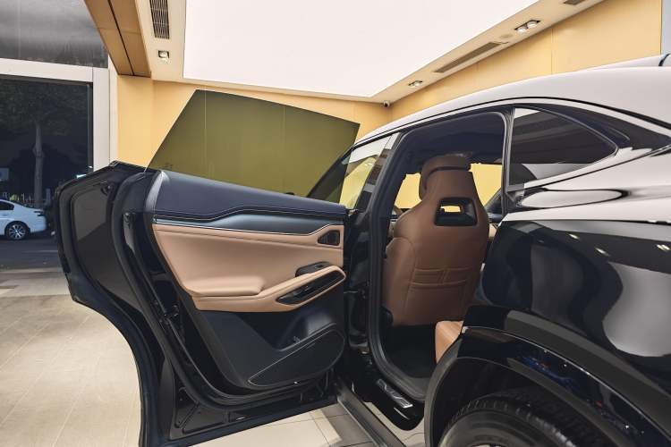 Used BYD Song L EV 2025 Intelligent Driving Version 662 km LiDAR Excellence Edition
