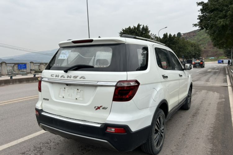 Used Oshan CX70 2017 Facelifted CX70T 1.5T Manual High-Performance Edition
