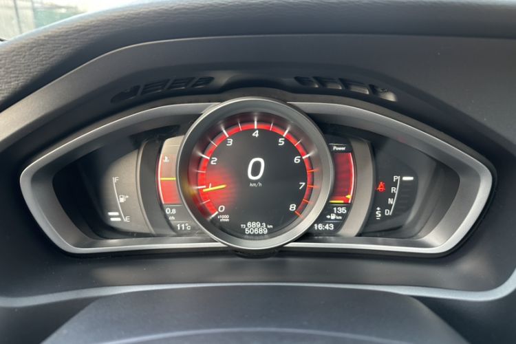 Used Volvo V40 2017 T3 Zhiyi Edition