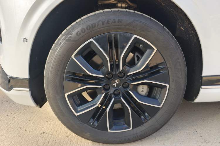 Used XPeng G9 2025 625 Long-Range Max
