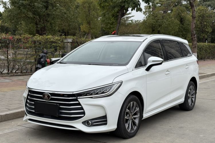 Used BYD Song MAX 2019 1.5T Automatic Smart Connect Ruiyi Sunroof Model 7 Seats China VI Standard