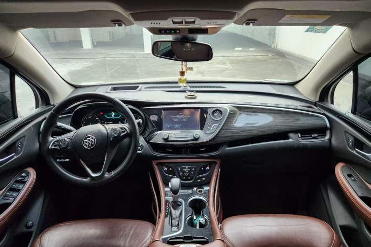 Used Buick Envision 2018 28T Four-Wheel Drive Luxury Model
