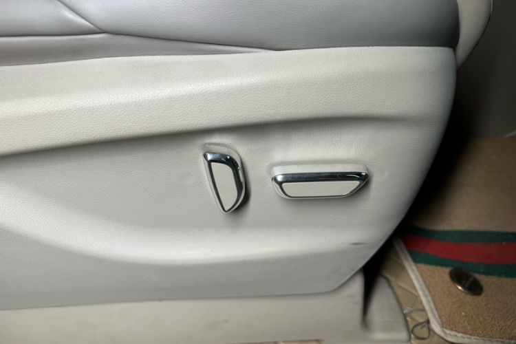 Used Buick GL8 2023 ES Lu Zun Comfort Model
