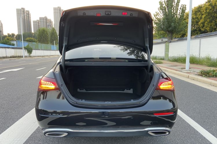 Used Mercedes-Benz E-Class 2022 E 300 L Luxury Model
