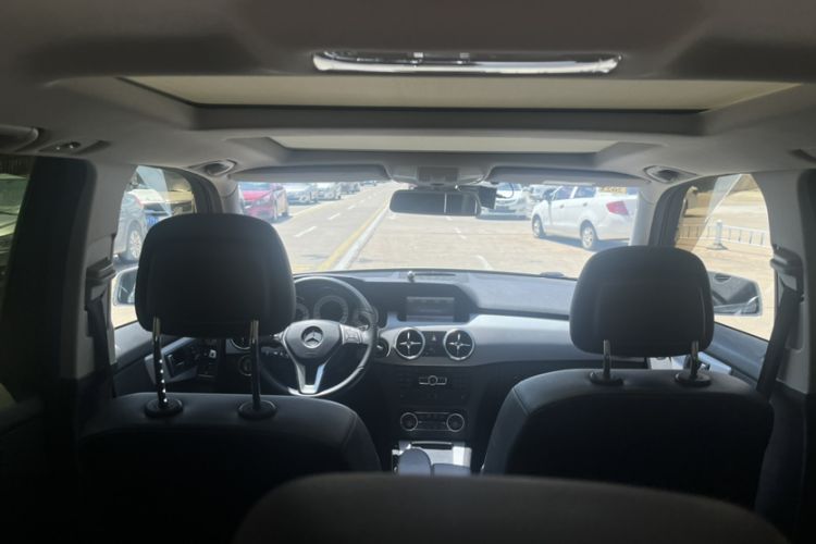 Used Mercedes-Benz GLK-Class 2013 GLK 300 4MATIC Dynamic Sunroof Model