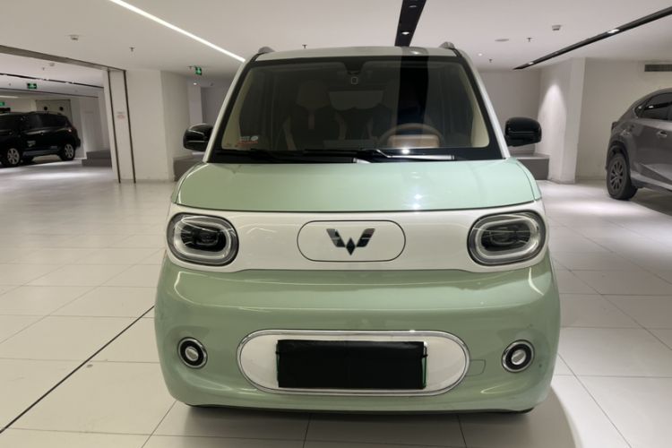 Used Wuling Hongguang MINIEV 2024 3rd Generation 215km Advanced Version
