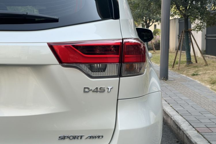 Used Toyota Highlander 2018 2.0T Four-Wheel Drive Luxury Version 7 Seats China VI Standard