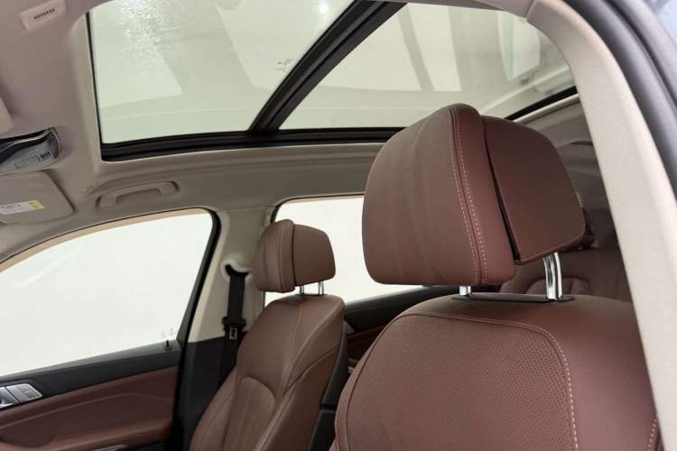 Used BMW X7 2020 xDrive40i Luxury Package with Leading Features
