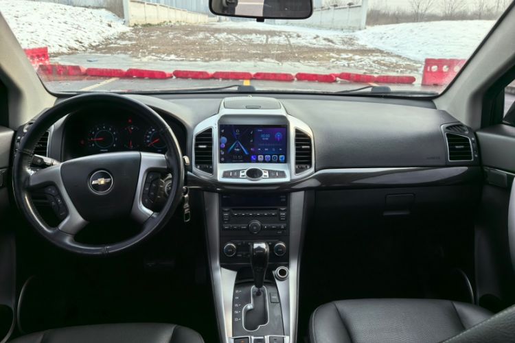 Used Chevrolet Captiva 2014 2.4L 4x4 Flagship Edition 7 Seats
