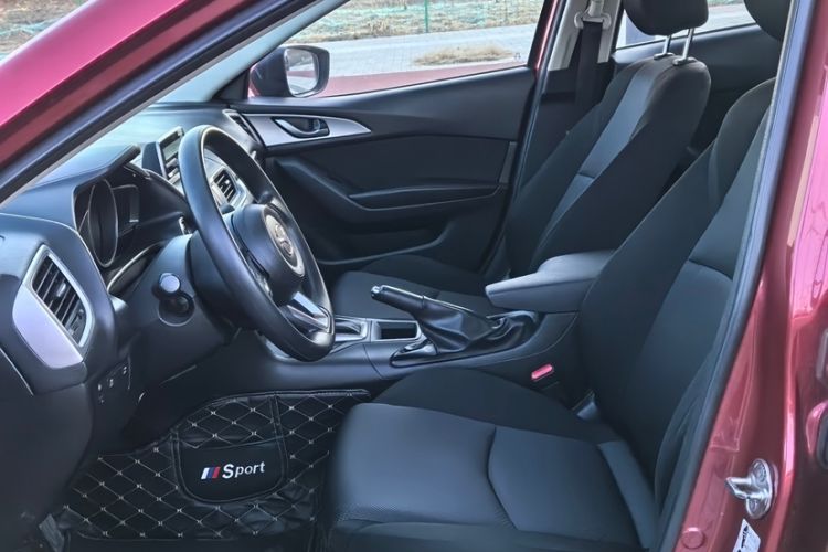 Used Mazda Mazda 3 Axela 2017 Sedan 1.5L Automatic Comfort Model Emission Standard China V
