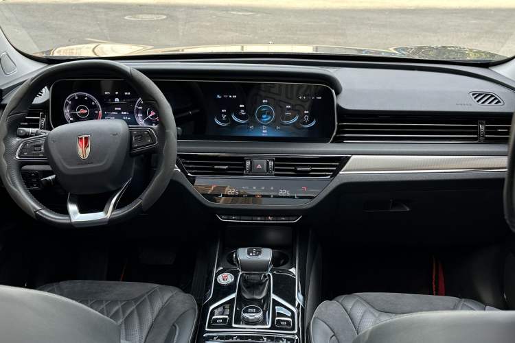 Used Hongqi HS5 2022 Revised Version 2.0T Smart Connect Flagship Edition
