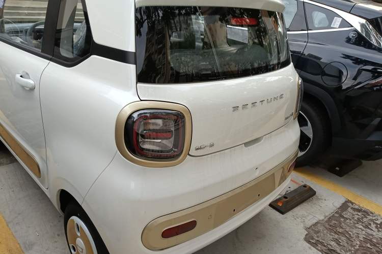 Used Bestune Pony 2025 222km Lightning Horse
