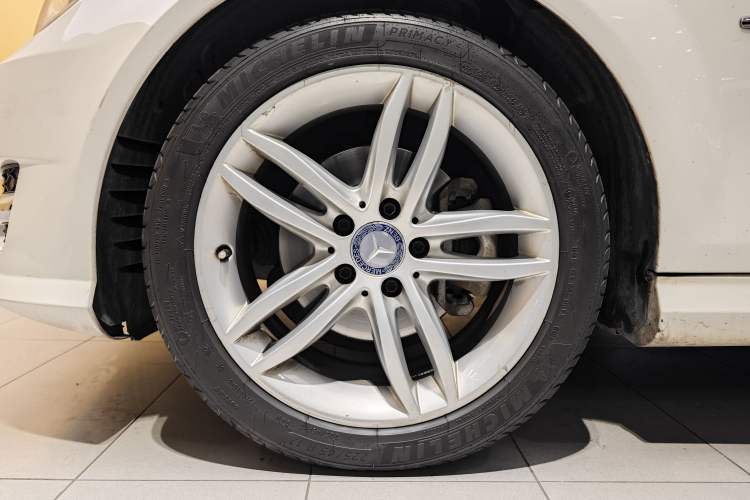 Used Mercedes-Benz C-Class 2013 C 180 Classic Grand Edition