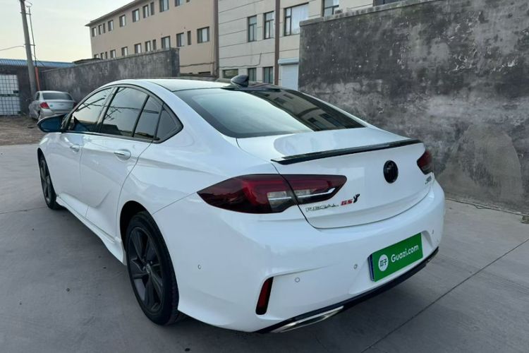 Used Buick Regal 2017 GS 28T Luxury Model
