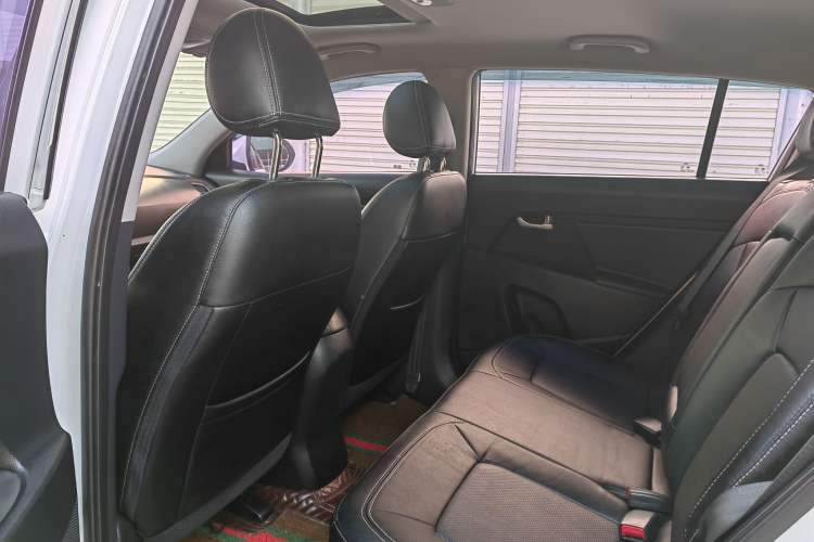 Used Kia Sportage R 2016 2.0L Automatic Two-Wheel Drive GL
