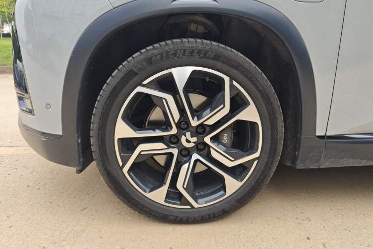 Used Nio ES8 2020 580 km Range Signature Edition Six-Seater Version
