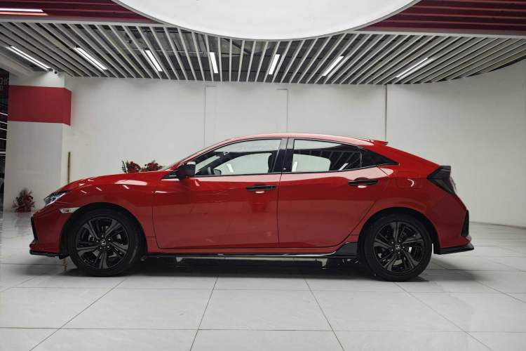Used Honda Civic 2021 HATCHBACK 220TURBO CVT Trendy Cool Edition
