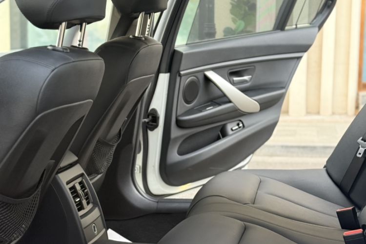 Used BMW 3 Series 2015 320Li Fashion Model