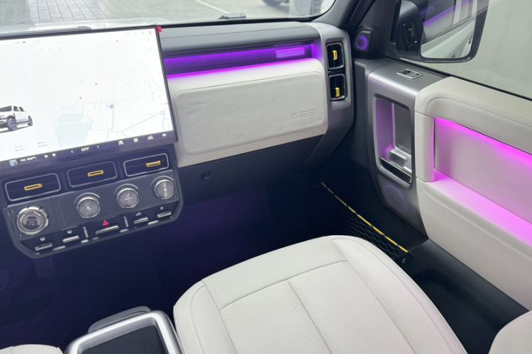 Used  V23 2025 501 Four-Wheel Drive Intelligent Driving Version