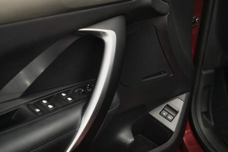 Used  4S 2018 30THP Dynamic Edition