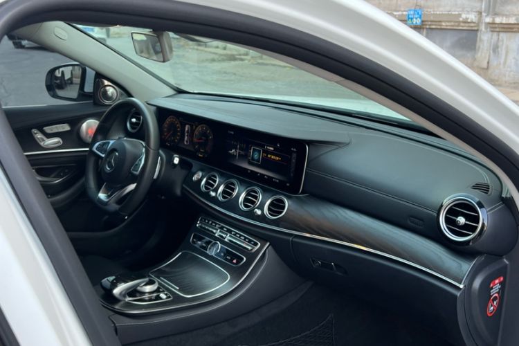 Used Mercedes-Benz E-Class 2018 Facelift E 200 L Sport 4MATIC
