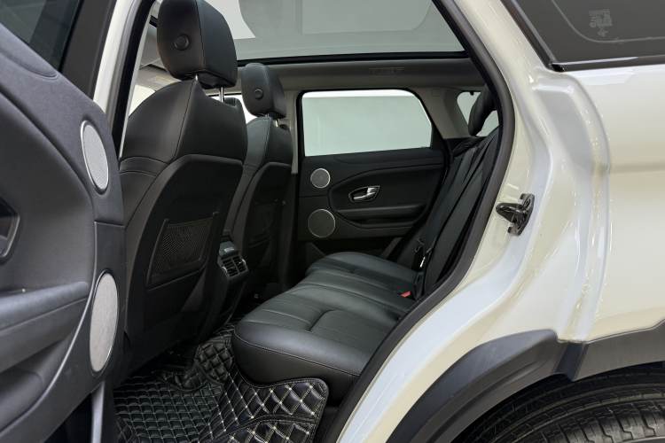 Used Land Rover Range Rover Evoque 2018 200PS PURE New Fashion Edition
