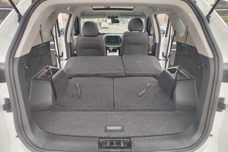 Used JETOUR X70 2022 1.5T DCT YueXing Edition 7 Seats
