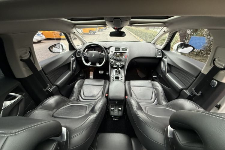 Used  5 2013 1.6T Elegant Edition THP200
