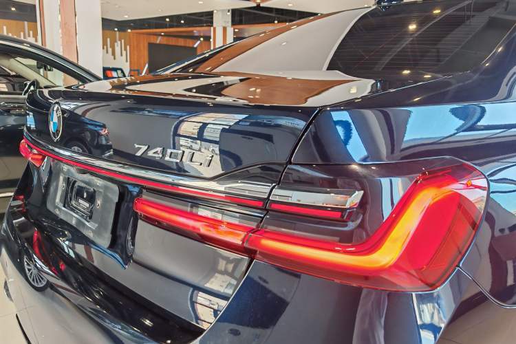 Used BMW 7 Series 2019 Restyled 740Li Leading Edition M Sport Package
