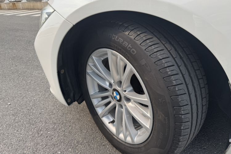 Used BMW 3 Series 2015 320Li Luxury Edition Fashion Model
