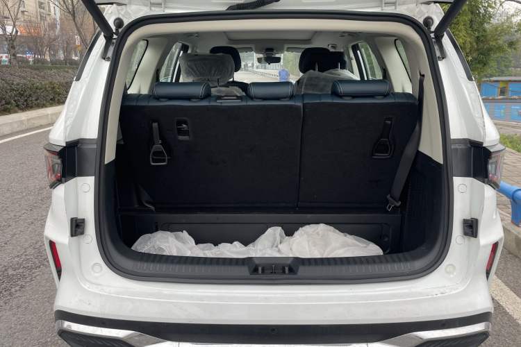 Used Geely Auto Jiajie 2025 1.5TD DCT Pengcheng Edition
