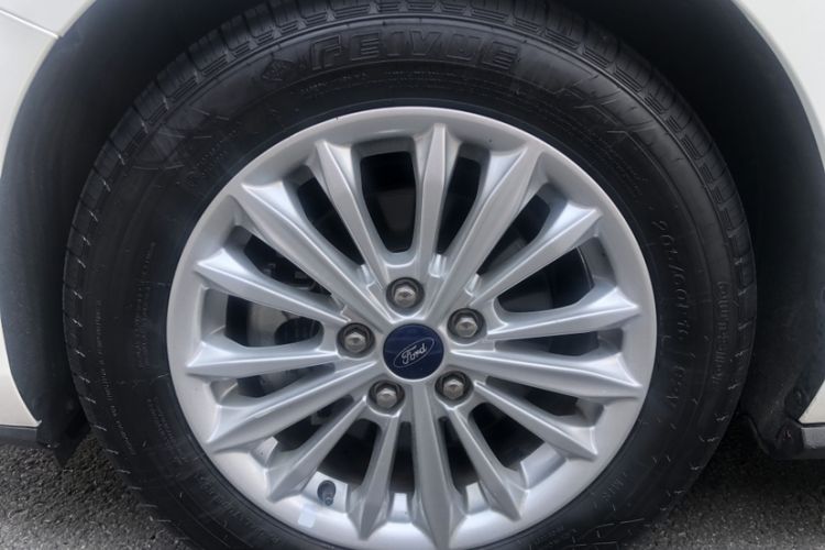 Used Ford Focus 2021 Sedan 1.5L Automatic Sharp Edition
