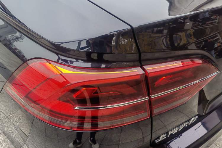 Used Volkswagen Phideon 2021 380TSI Luxury Edition
