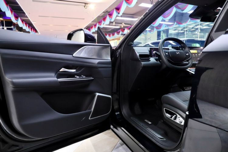 Used XPeng G9 2025 725 with Ultra-Long Range Max
