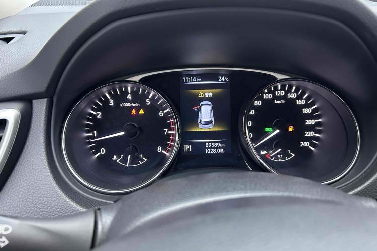 Used Nissan X-Trail 2015 2.0L CVT Comfort MAX Edition 2WD
