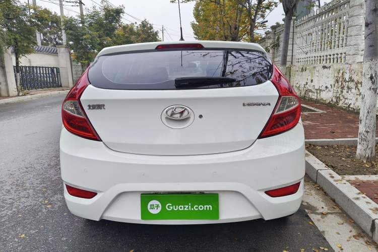 Used Hyundai Verna Ray 2014 1.4L Automatic GLX
