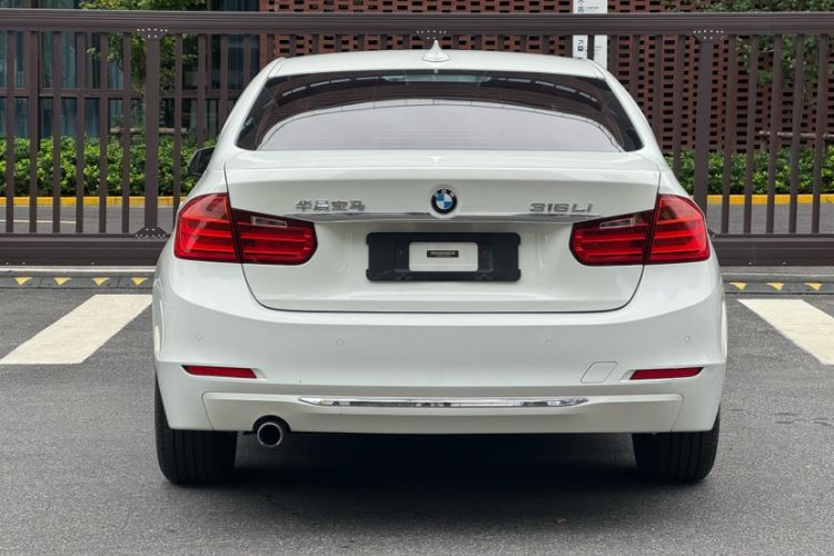 Used BMW 3 Series 2015 316Li Fashion Model
