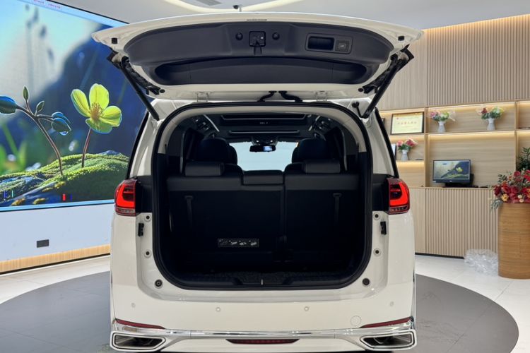 Used GAC Trumpchi M8 2021 Lingxiu Series 390T Deluxe Edition
