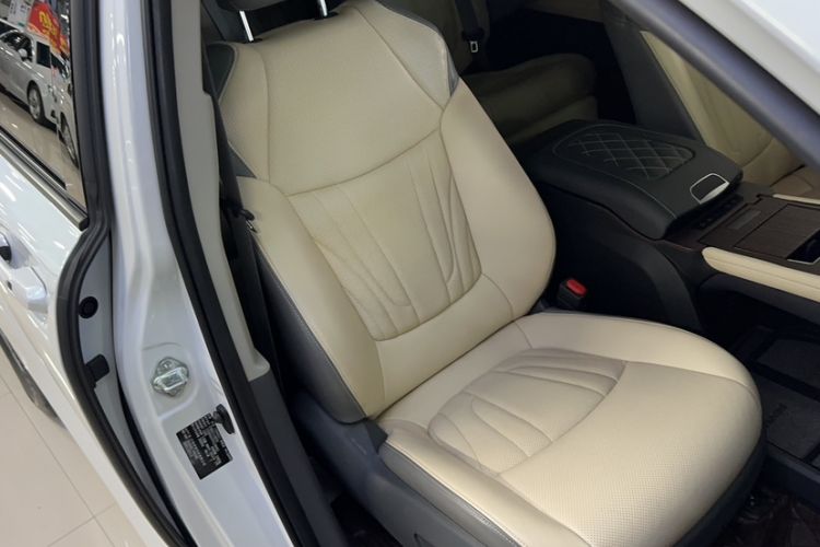 Used Toyota Sienna 2023 2.5L Hybrid Comfort Edition
