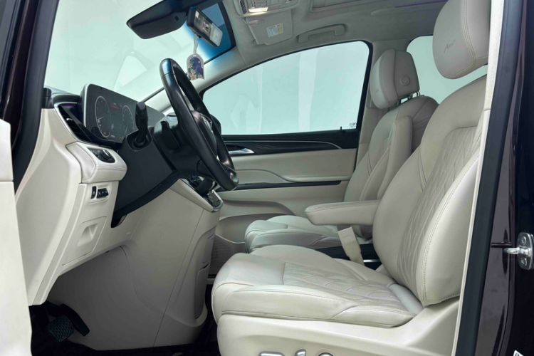 Used Buick GL8 2020 Avenir Avia Six-Seat Deluxe Edition
