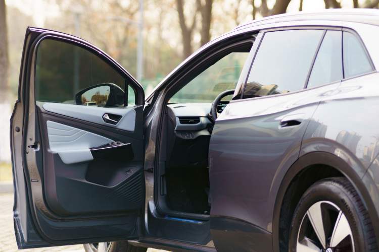 Used Volkswagen ID.4 X 2025 Smart Version Pure & Intelligent Enjoyment Edition
