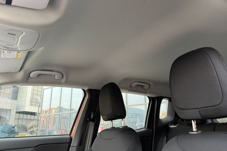 Used  Renegade 2017 180T Manual Kinetic Edition