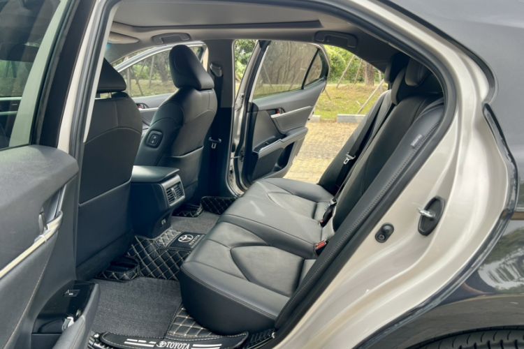 Used Toyota Camry 2019 2.5G Luxury Edition China VI Standard
