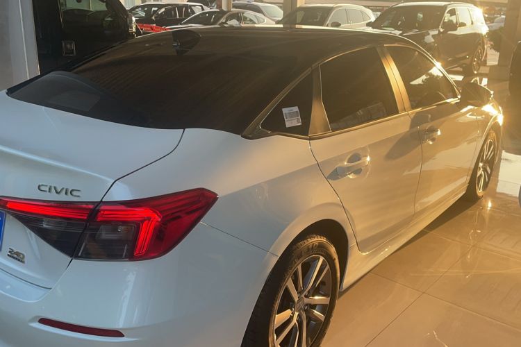 Used Honda Civic 2023 240TURBO CVT Dynamic · Center Stage Special Edition
